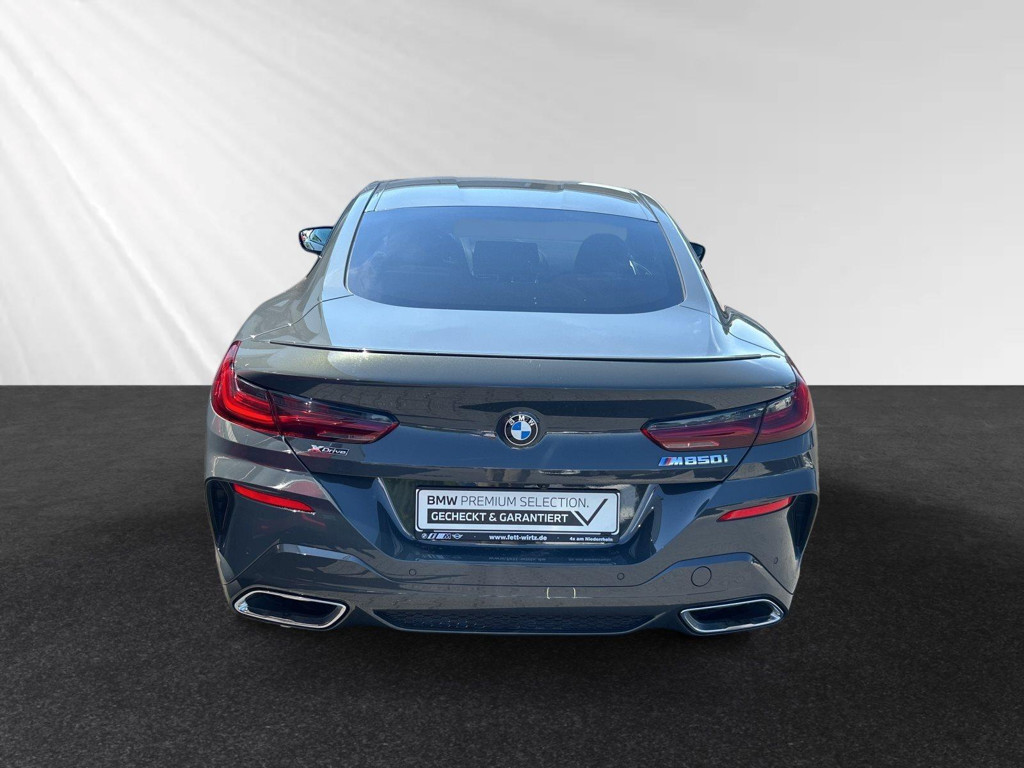 BMW M850