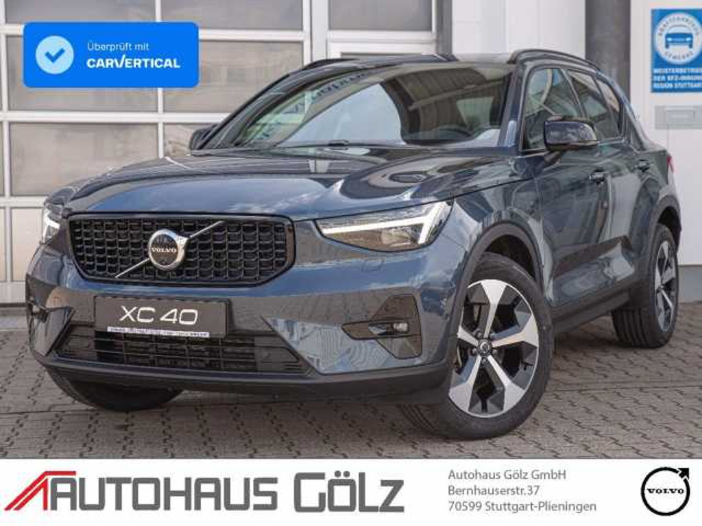 Volvo XC40 Plus Dark