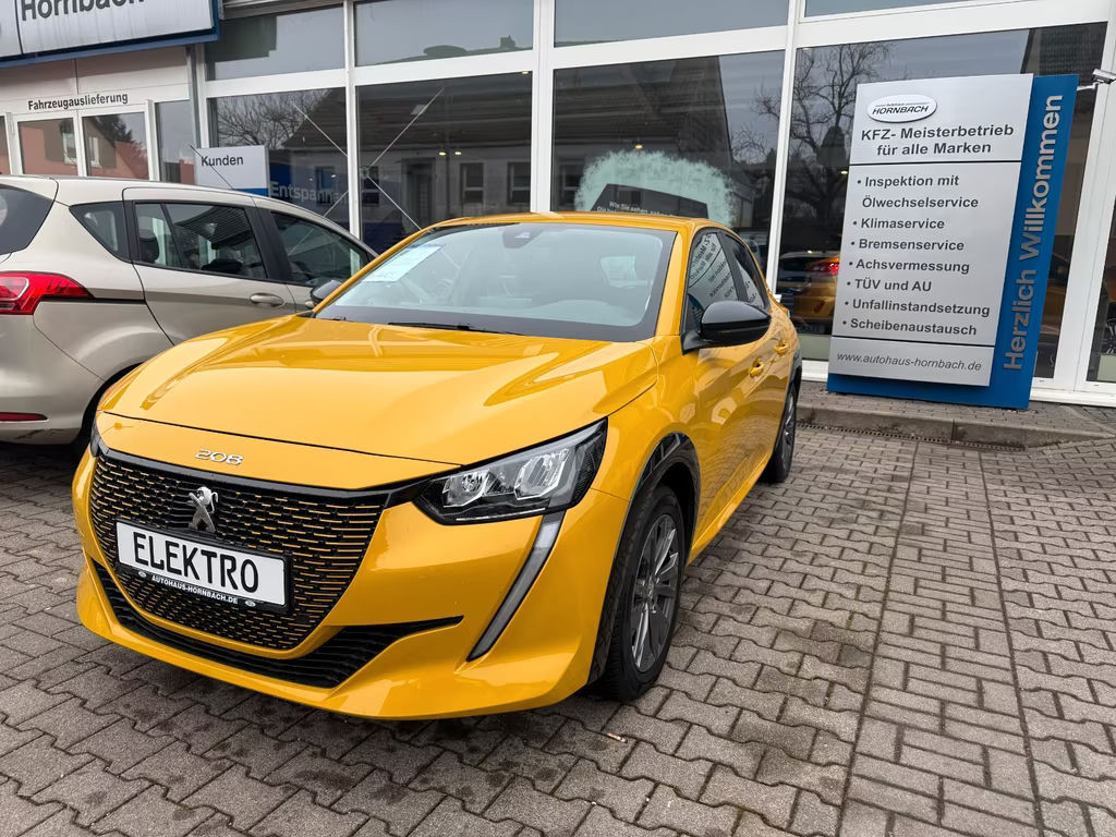 Peugeot e-208 Active Pack