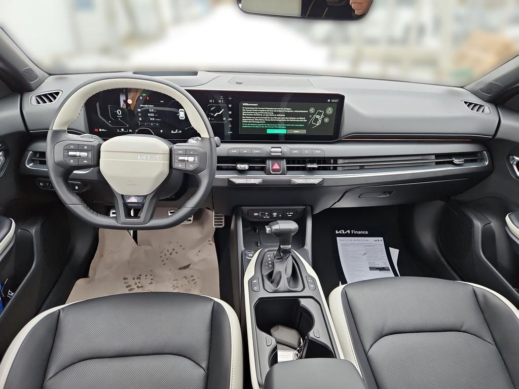 Kia K4