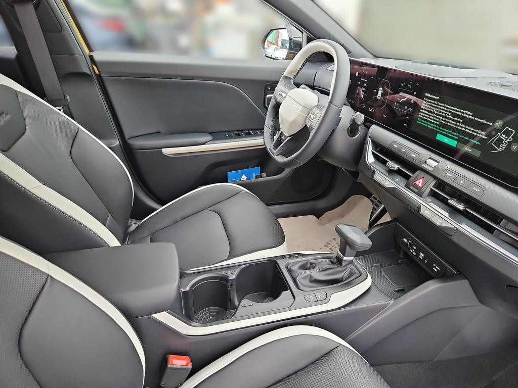 Kia K4