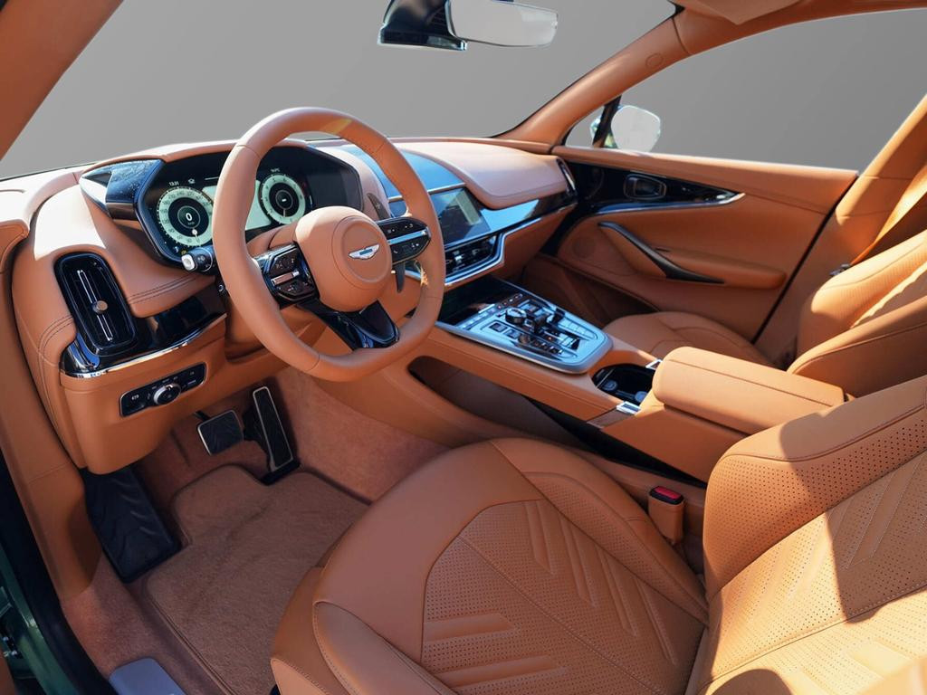Aston Martin DBX