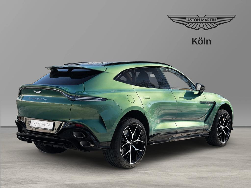 Aston Martin DBX