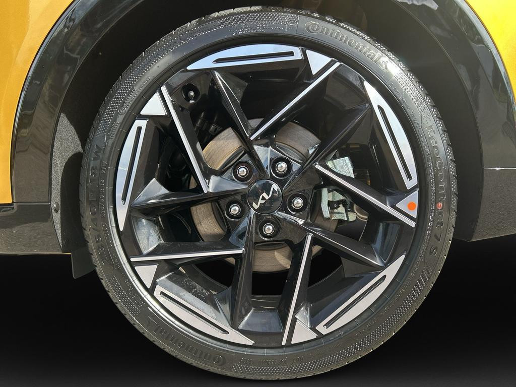 Kia K4