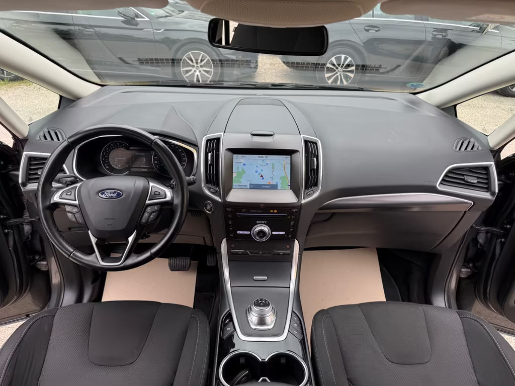 Ford S-Max