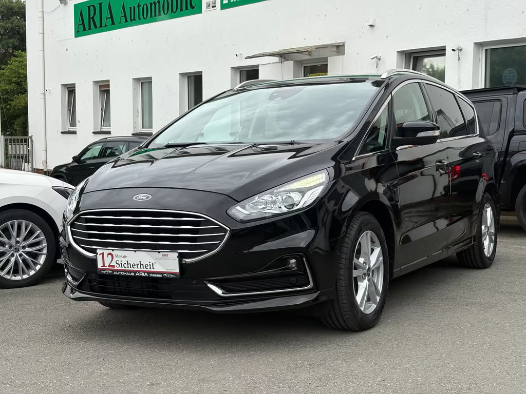 Ford S-Max Titanium