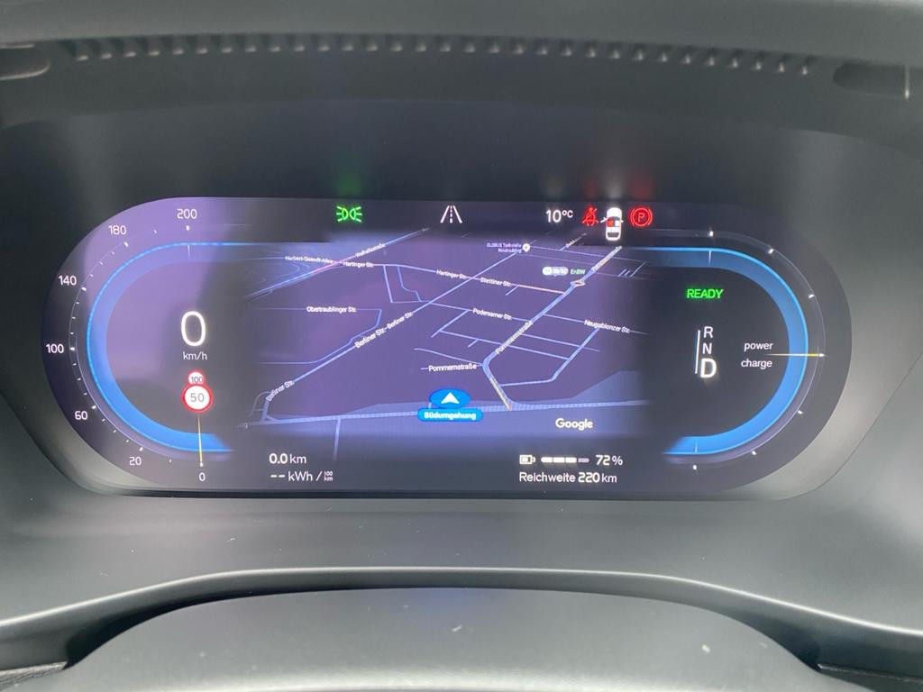 Volvo C40