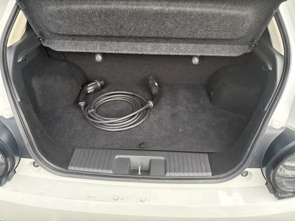 Honda e