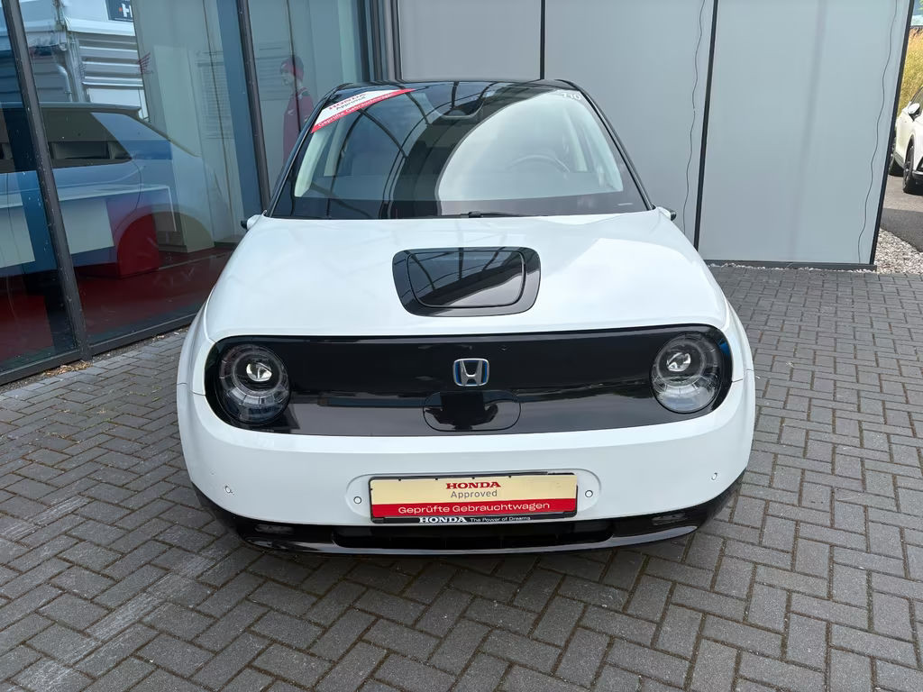 Honda e