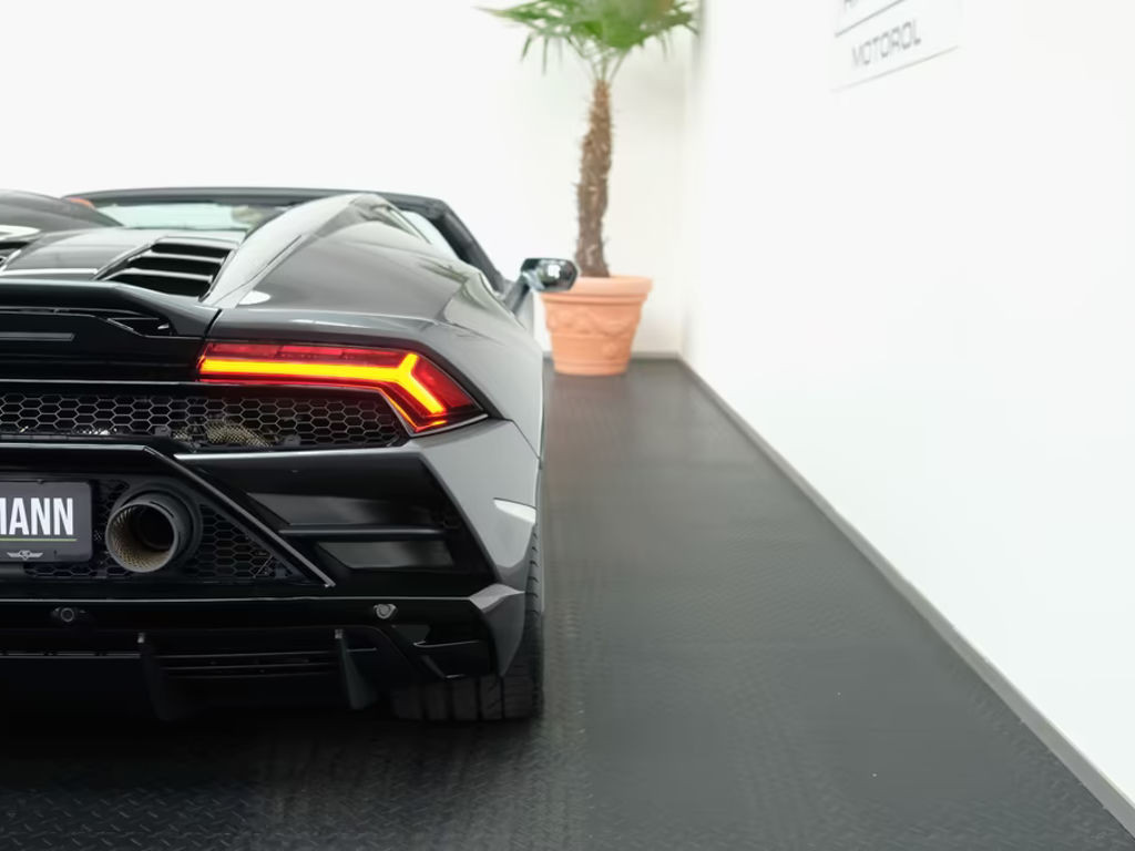 Lamborghini Huracan