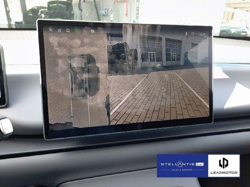 Leapmotor C10