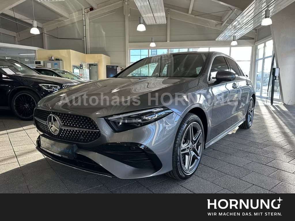 Mercedes-Benz A-Klasse A 250 AMG Line A 250 e