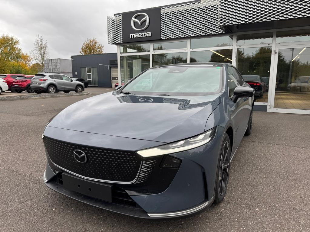 Mazda 6e Takumi RWD