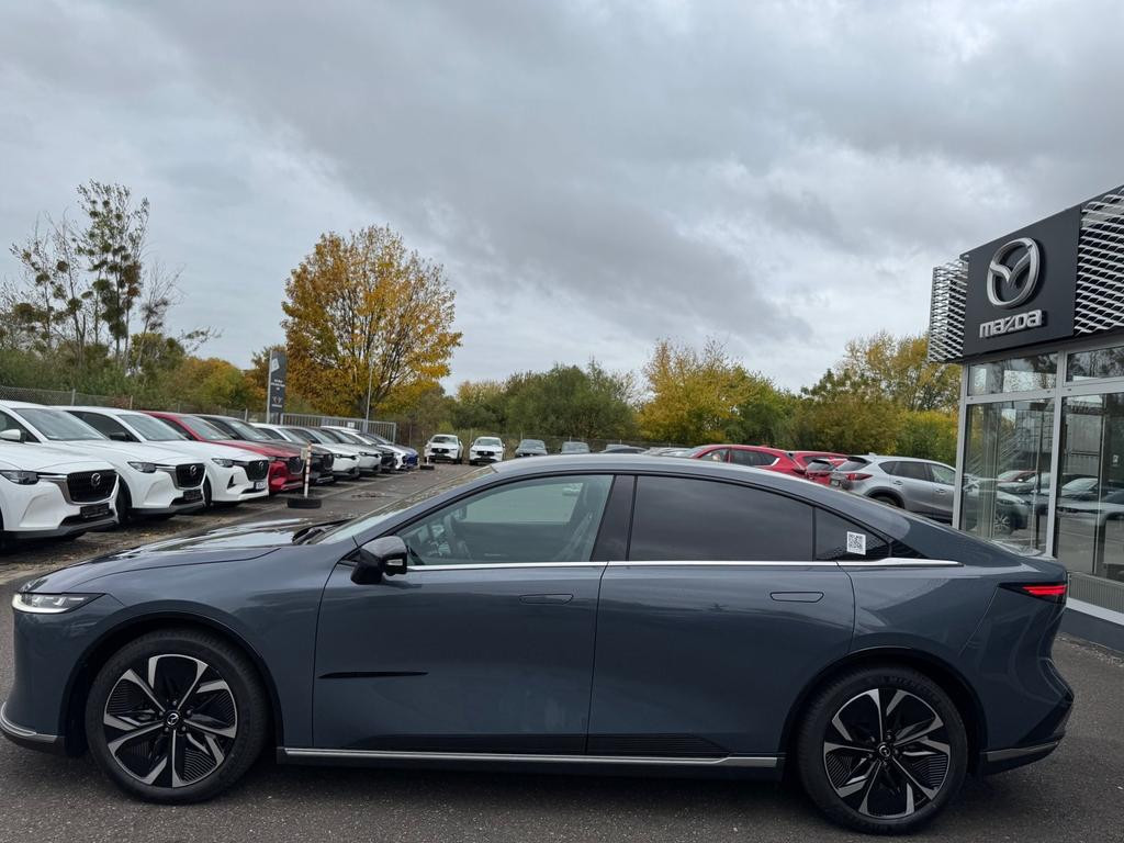 Mazda 6e