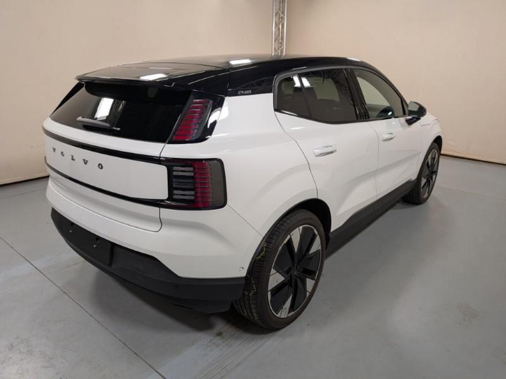 Volvo EX30 AWD Vierwielaandrijving Performance Twin motor Ultra