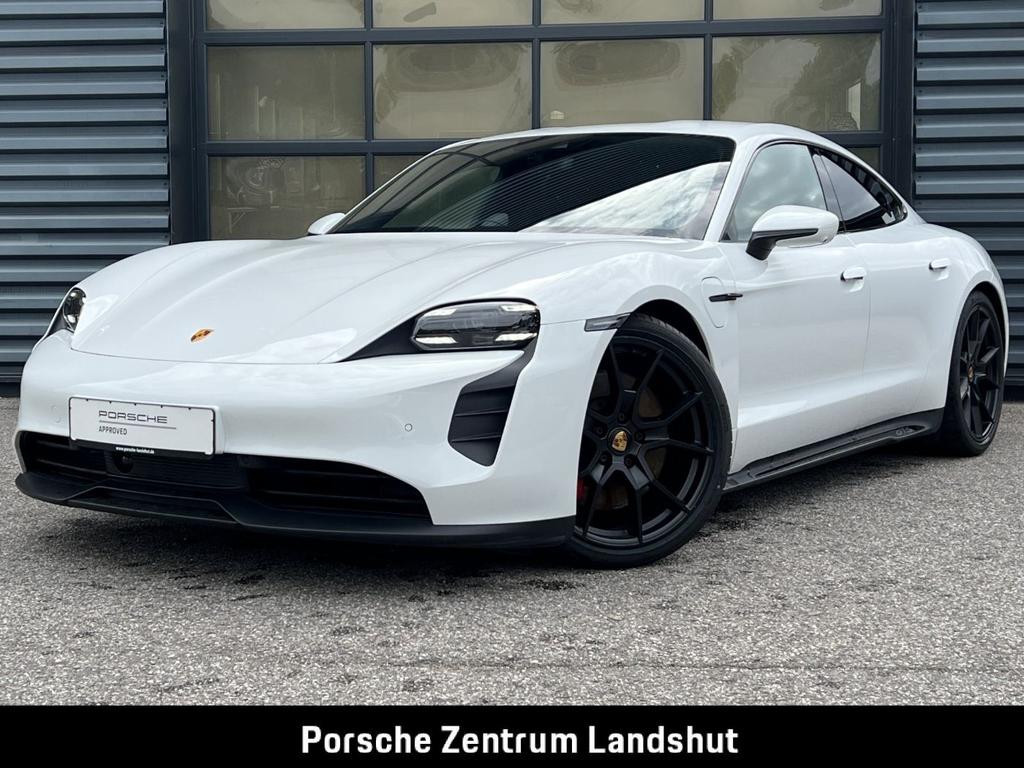 Porsche Taycan GTS