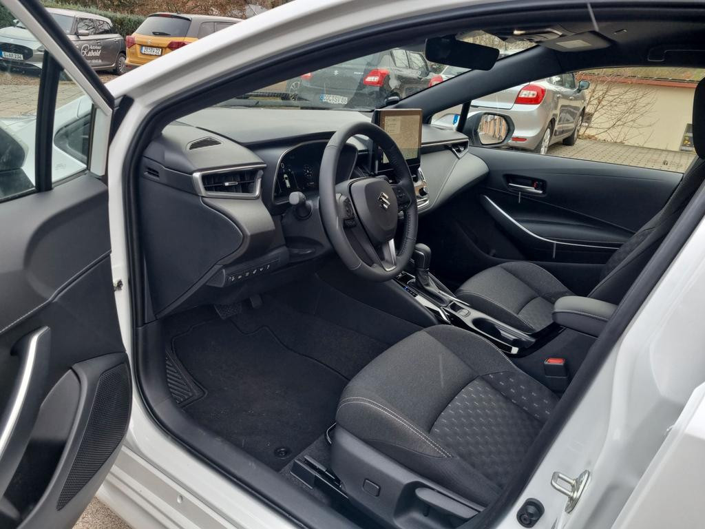 Suzuki Swace