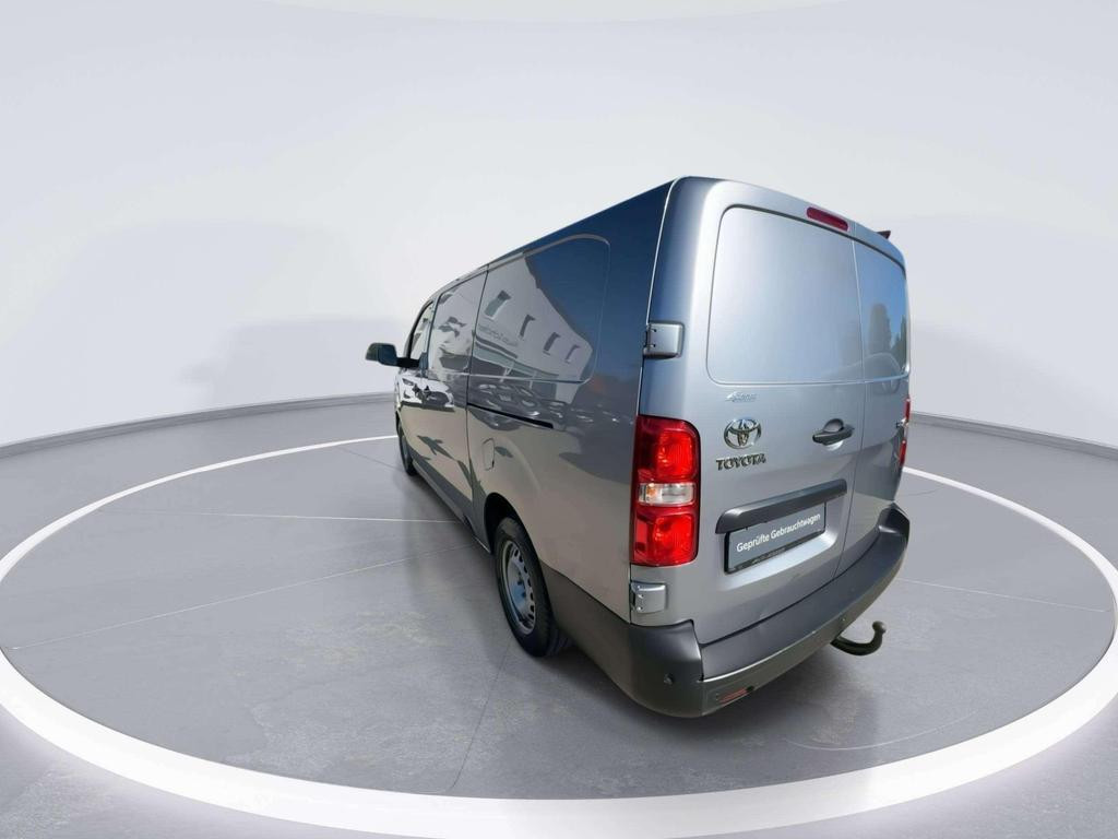 Toyota Proace (Verso)