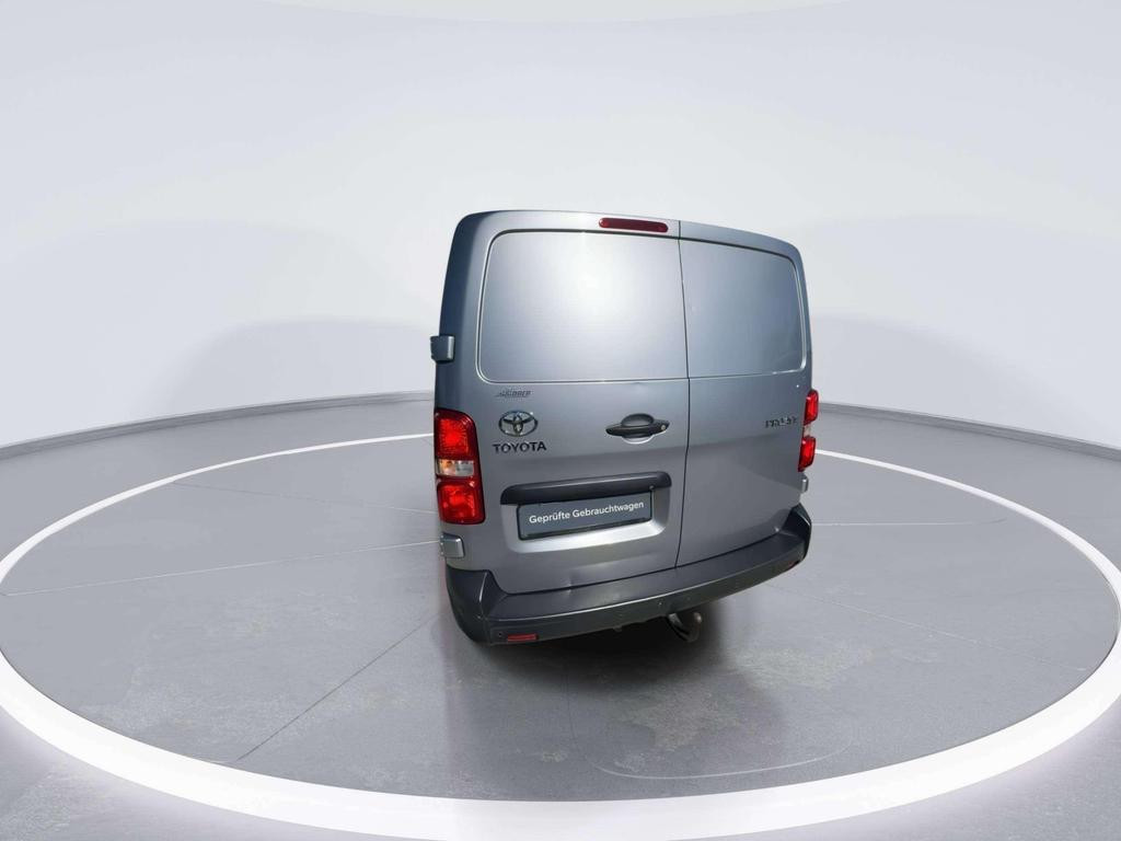 Toyota Proace (Verso)