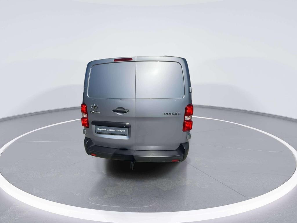 Toyota Proace (Verso)