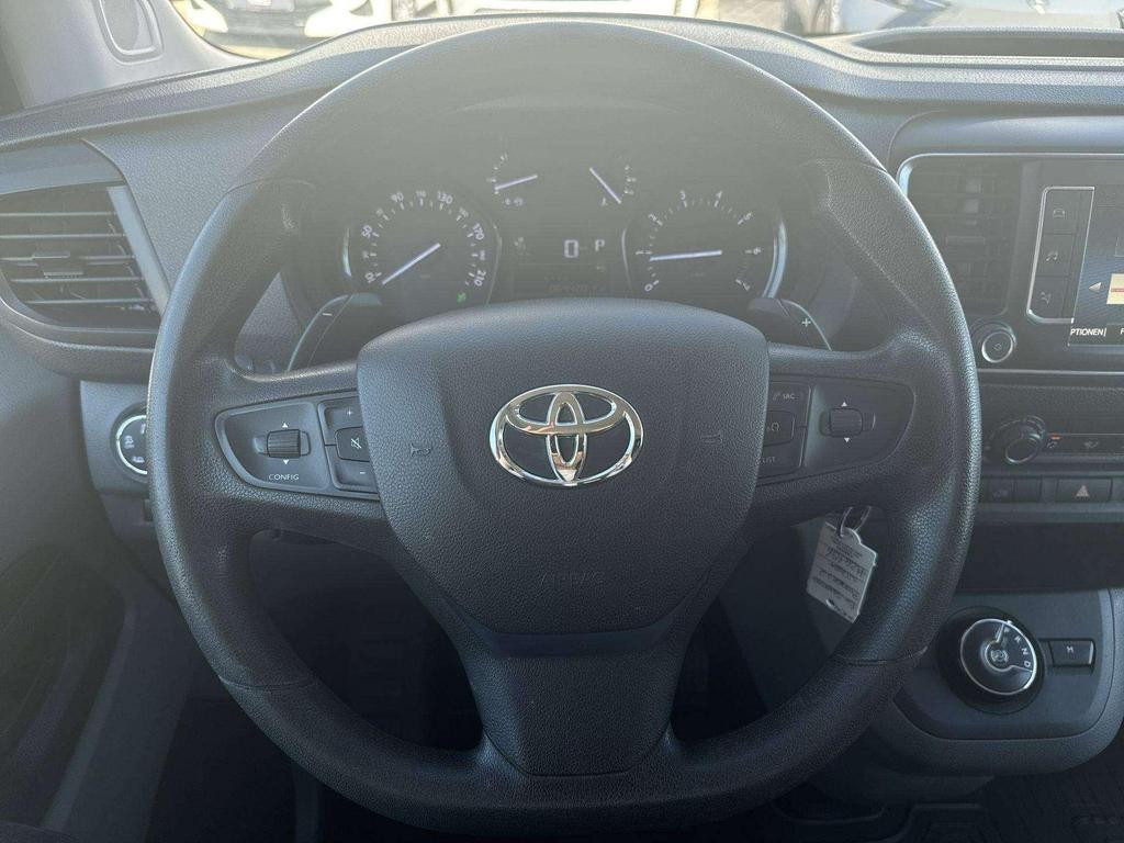 Toyota Proace (Verso)