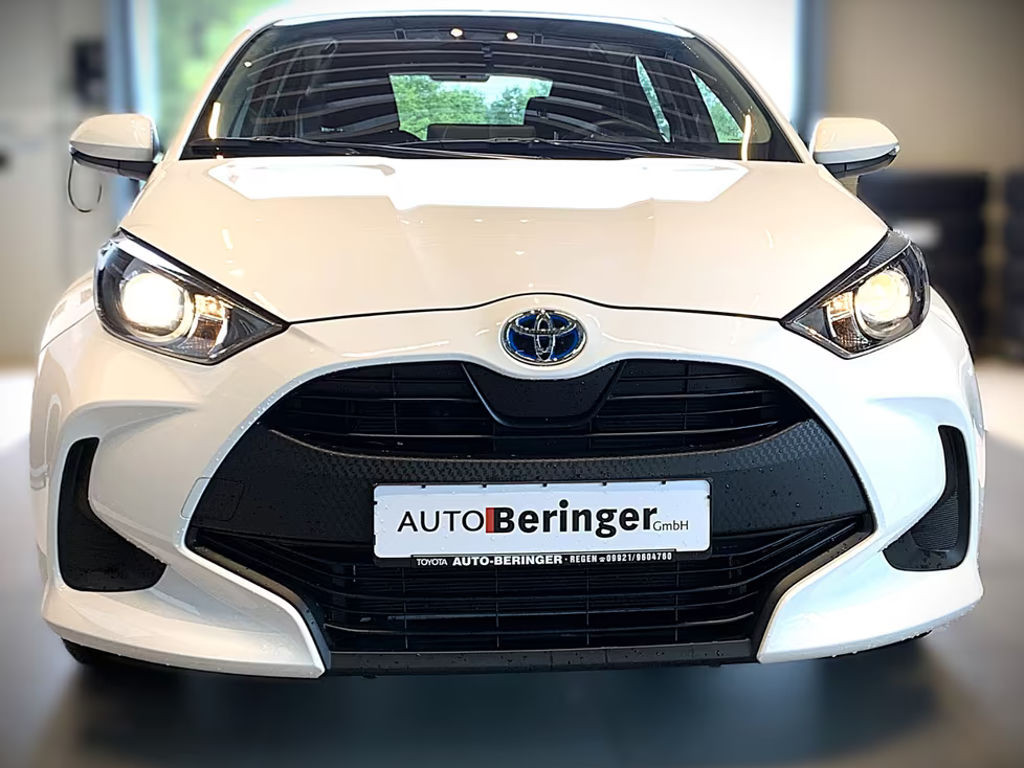 Toyota Yaris Business Hybride