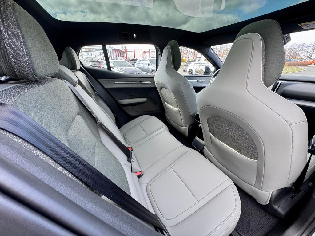 Volvo EX30