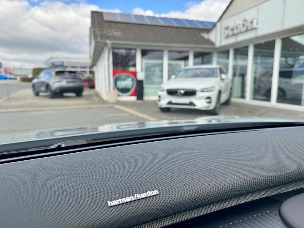 Volvo EX30