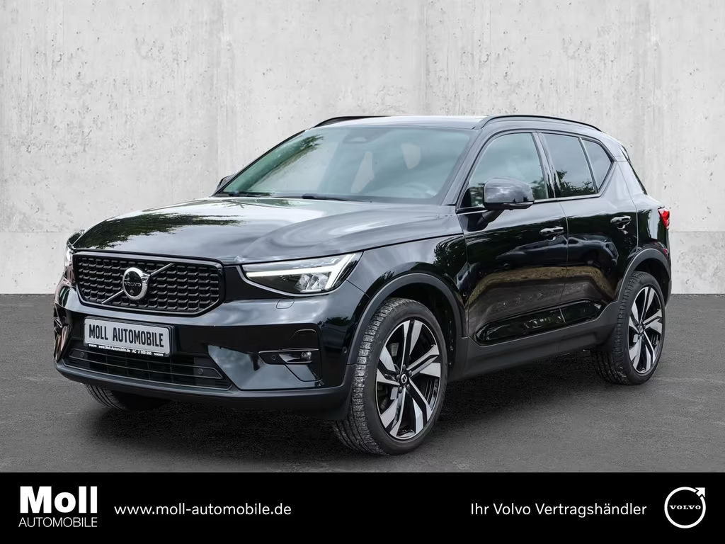 Volvo XC40 Ultimate Dark