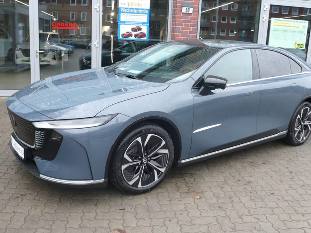 Mazda 6e