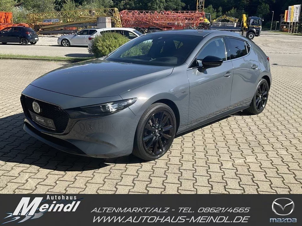 Mazda 3 SkyActiv Premium Homura