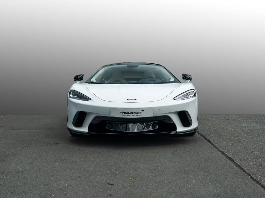 McLaren GT