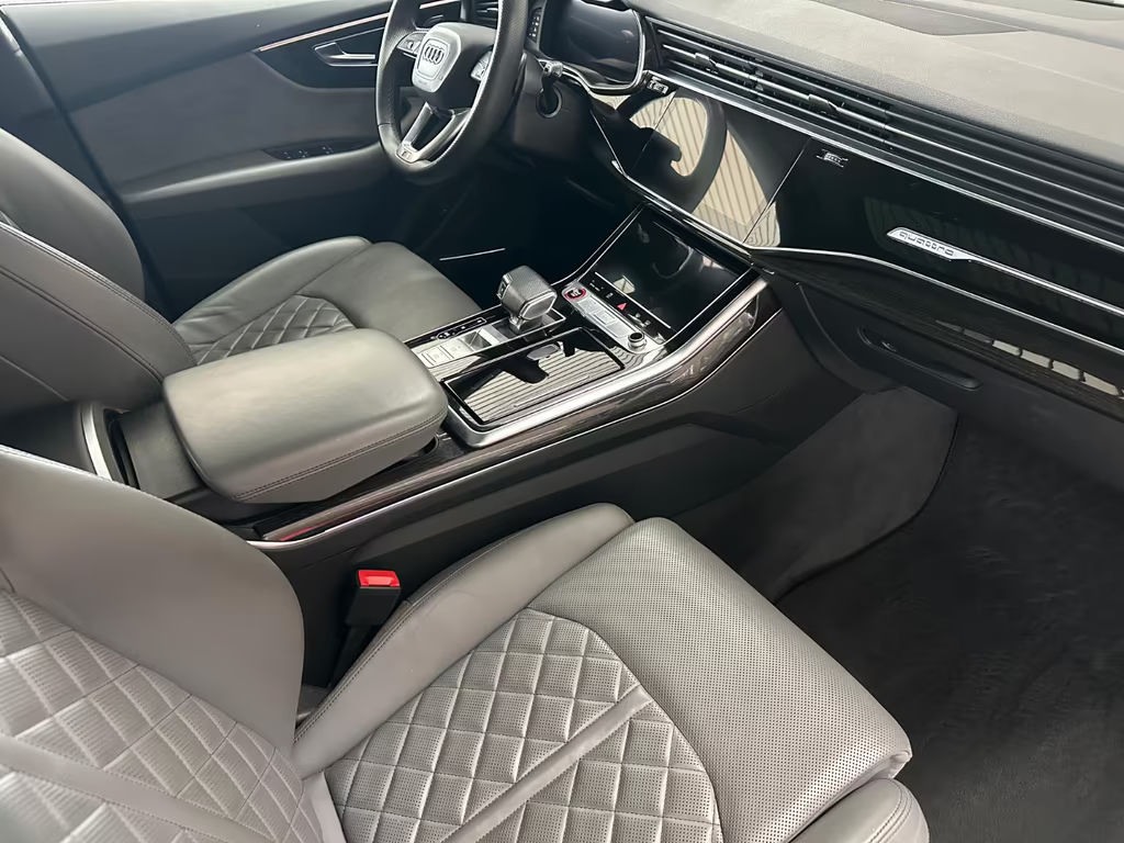 Audi SQ8