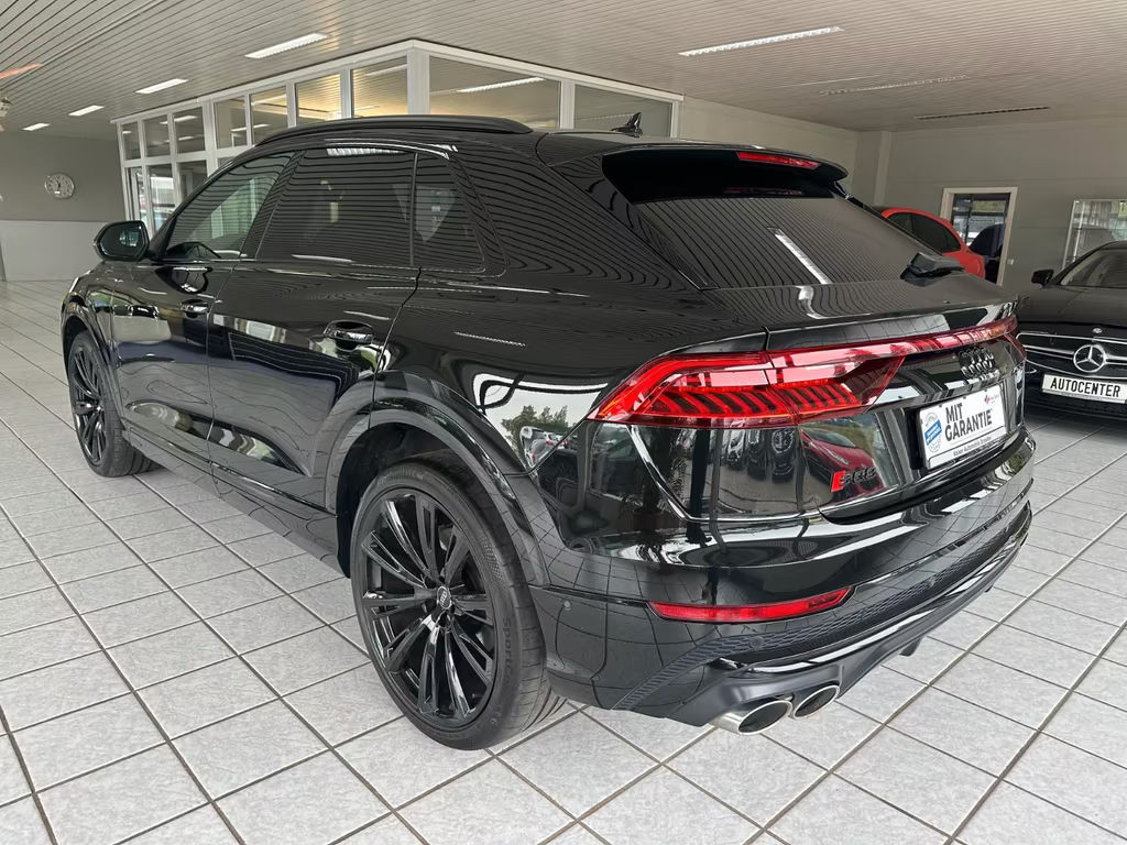 Audi SQ8