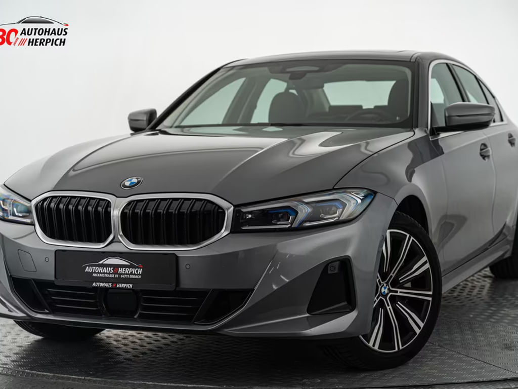 BMW 3 Serie 330 Sedan 330i