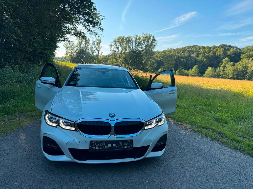BMW 3 Serie 330 M-Sport Sedan 330d