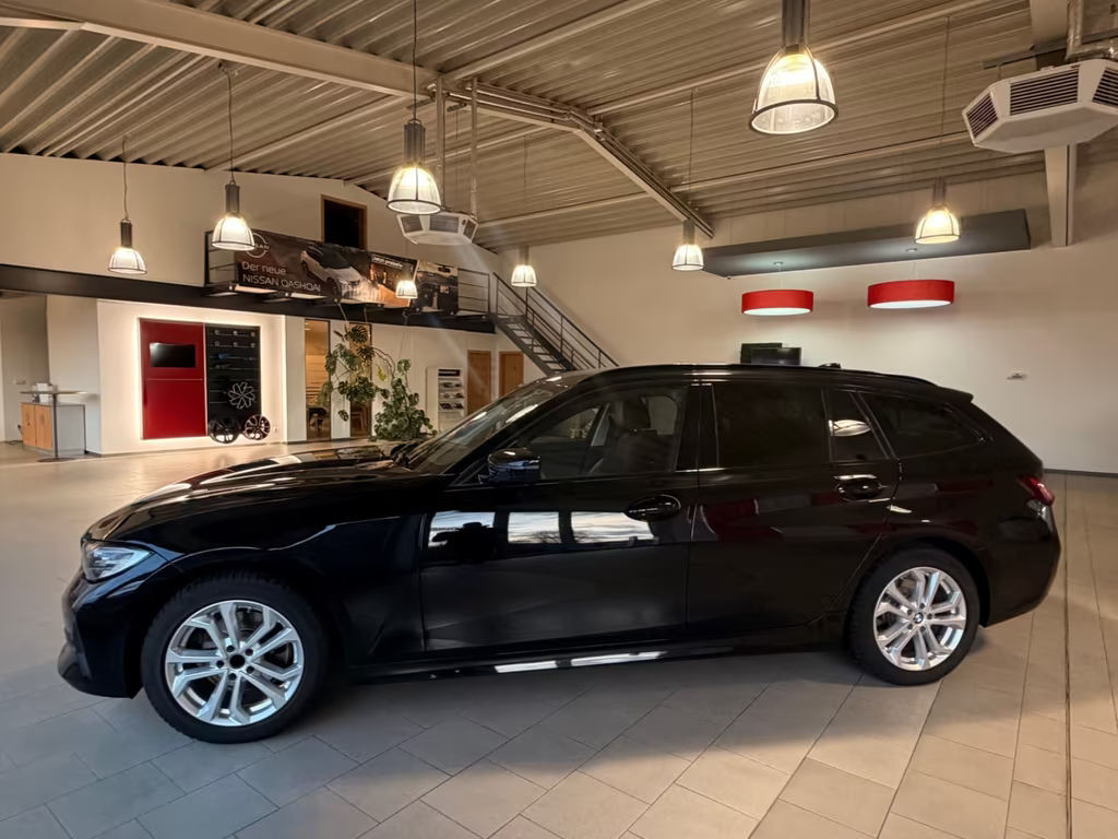 BMW 3 Serie 320 Sport Line Touring 320d