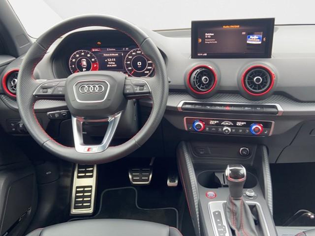 Audi SQ2