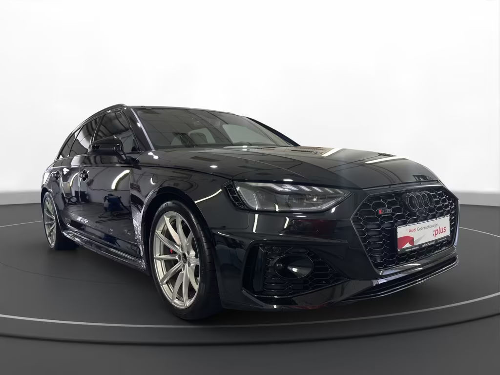 Audi RS4
