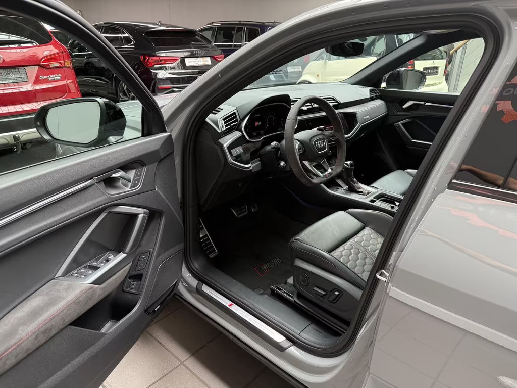Audi RS Q3