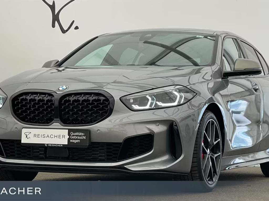 BMW 1 Serie 135 xDrive Sedan 135i