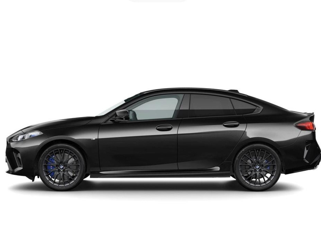 BMW M235
