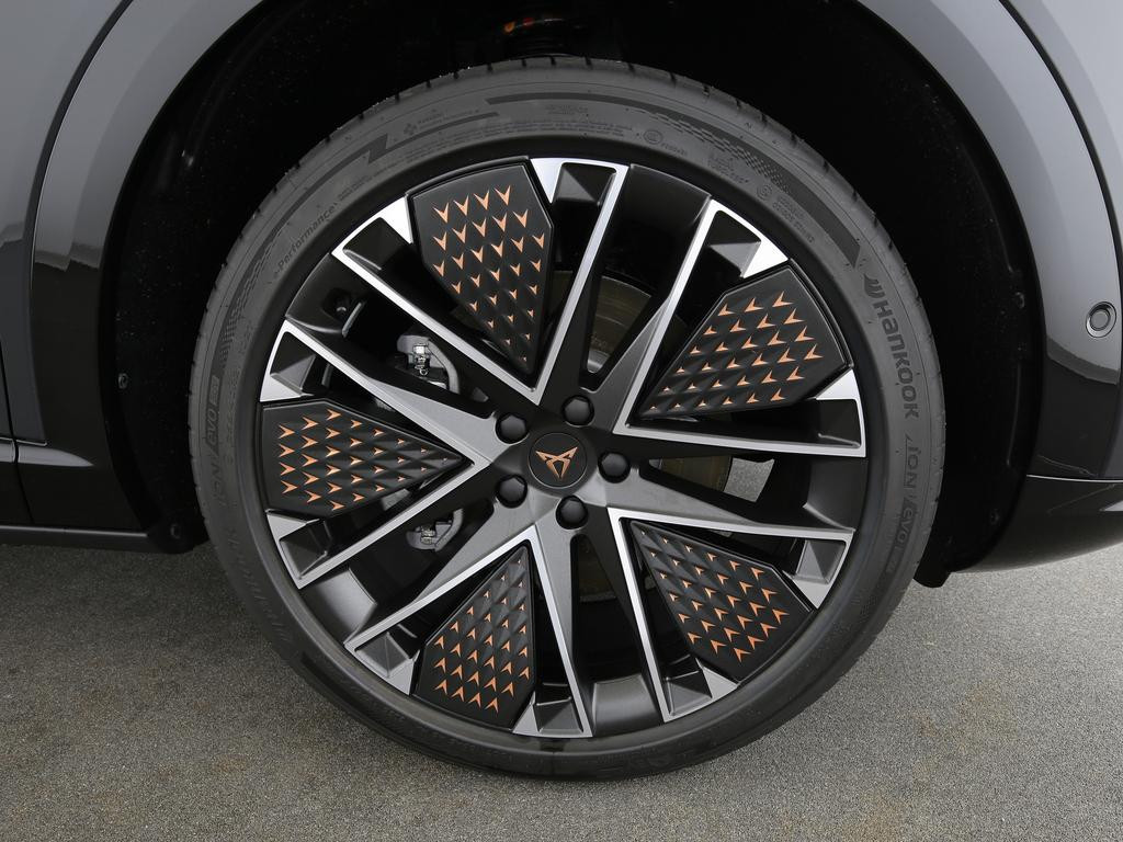 Cupra Tavascan