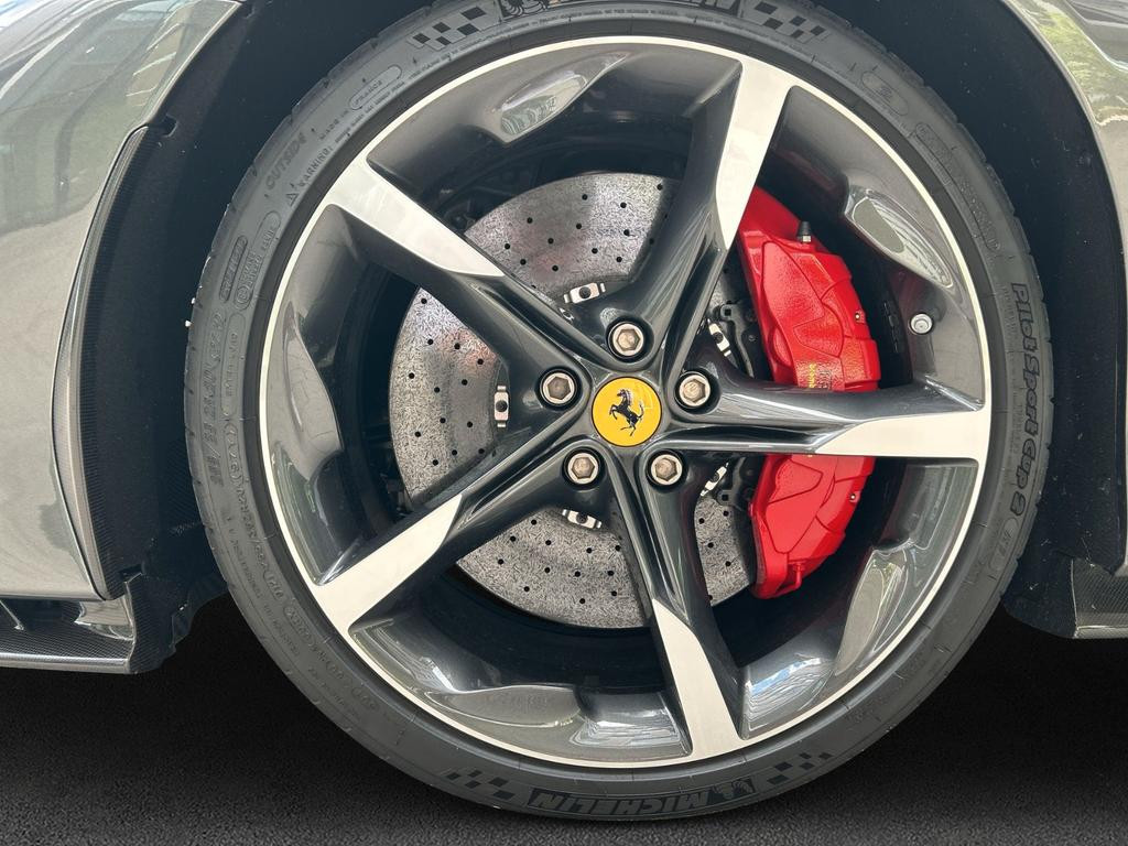 Ferrari SF90