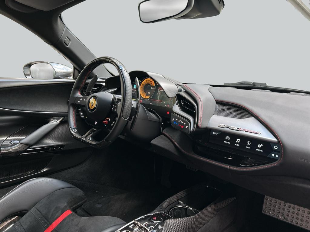 Ferrari SF90