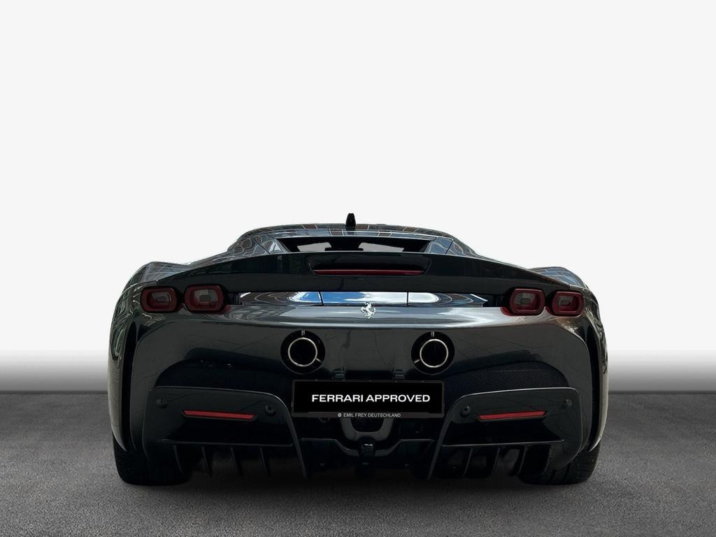 Ferrari SF90