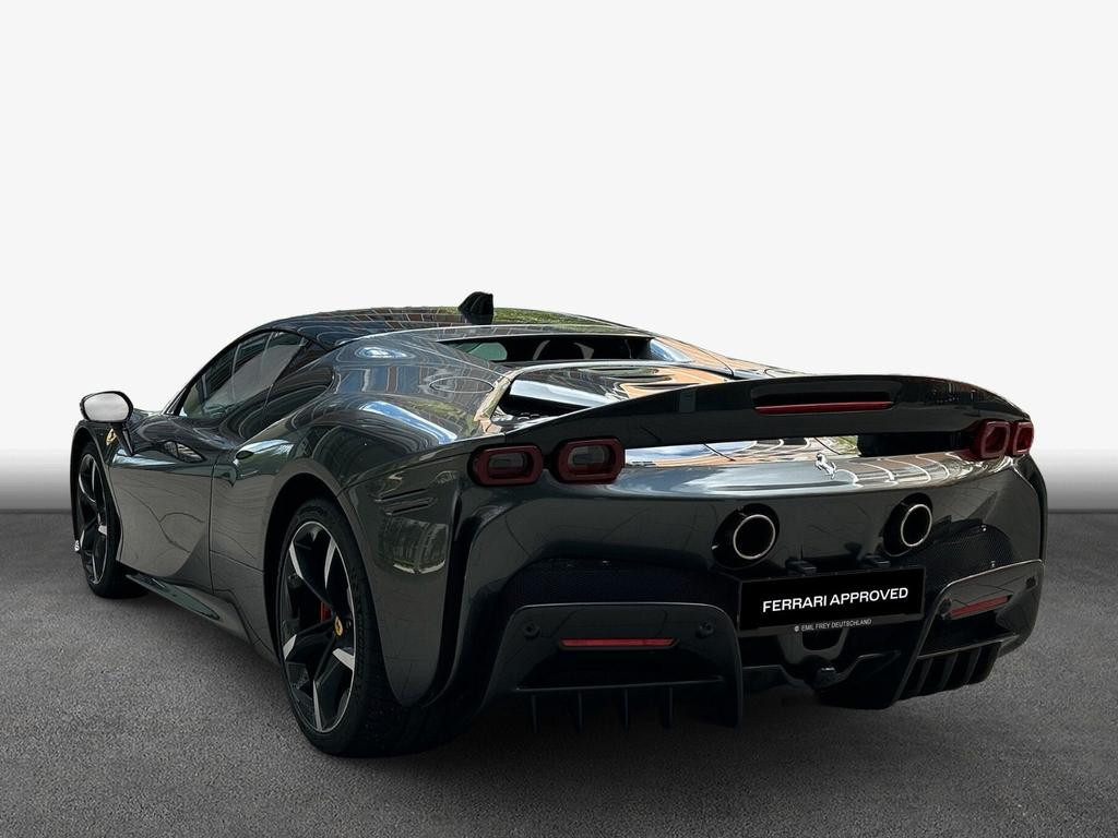 Ferrari SF90