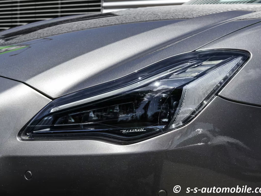 Maserati Quattroporte