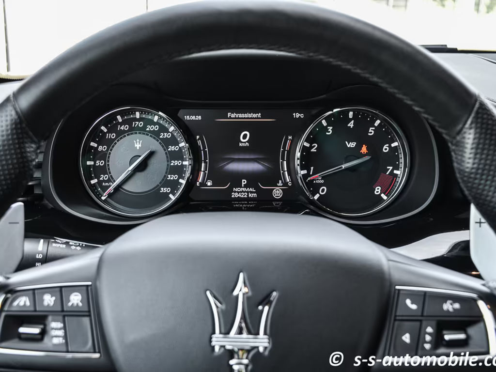 Maserati Quattroporte