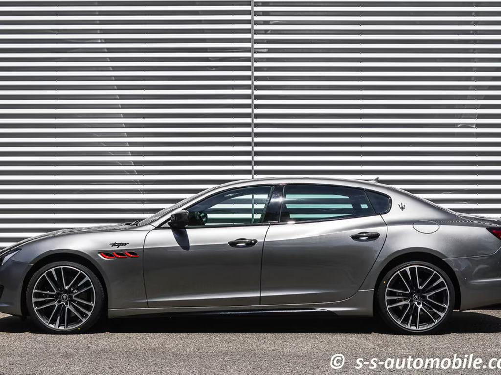 Maserati Quattroporte